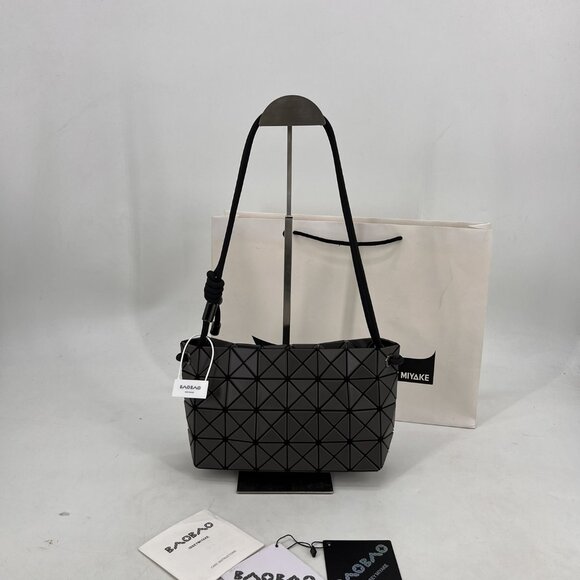 Issey Miyake drawstring tofu bag - Picture 1 of 9